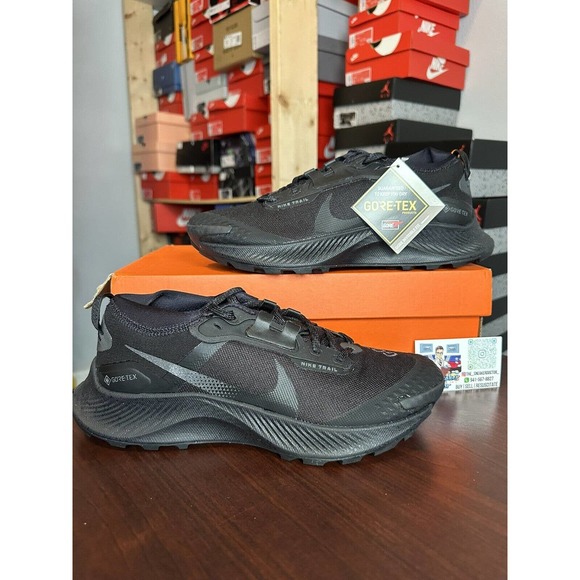 Nike Women's Pegasus Trail 3 GTX Triple Black DC8794-001 Running Multiple Sizes - Picture 2 of 6